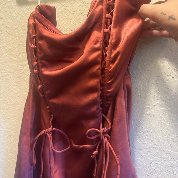 Enticing Aesthetic Rusty Rose Satin Laceup Strapless Mini Dress - Picture 7 of 10